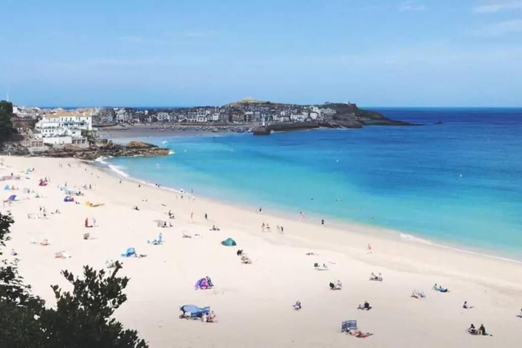 St Ives Apartment Private Parking With Garden 10 Minute Walk Into Town And Beach المظهر الخارجي الصورة